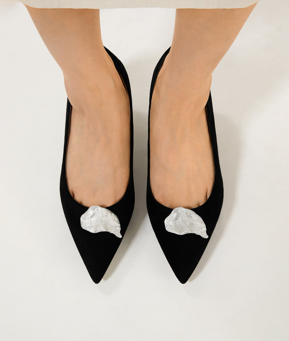 Irregular Petal Buckle