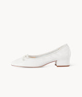 Milk Roll Air-touch Foam Round-toe white Ballet Shoes with bow