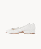 Milk Roll Air-touch Foam Round-toe white Ballet Shoes with bow