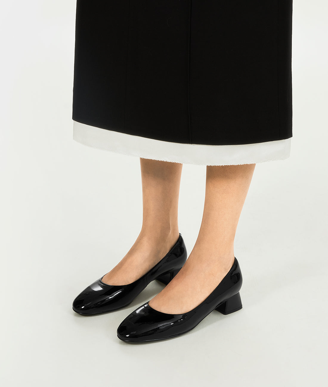 7or9 Japan - Black Charcoal Bagel Pumps - パンプス